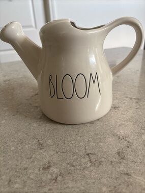 Rae Dunn ceramic watering can bloom